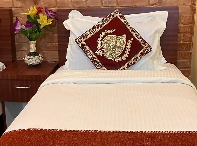 Sacred Trails Bed and breakfast 3*